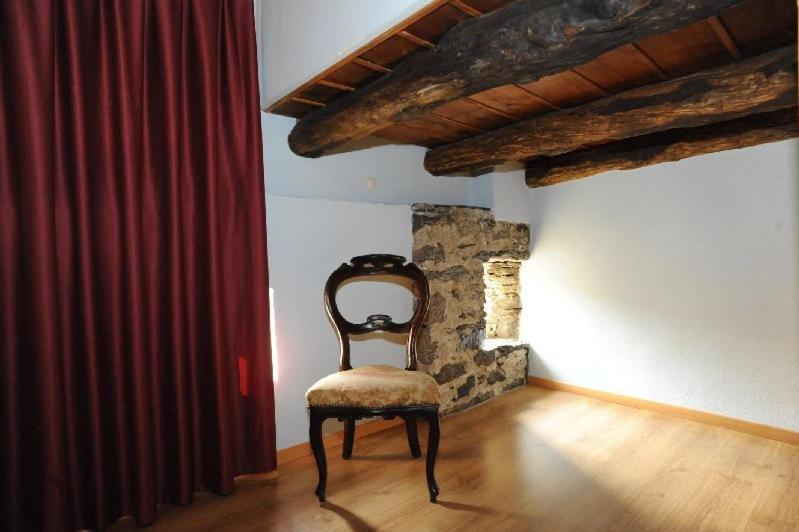 Appartamenti Vacanze E Camere Roccetta Fiorita Pettenasco Exterior foto