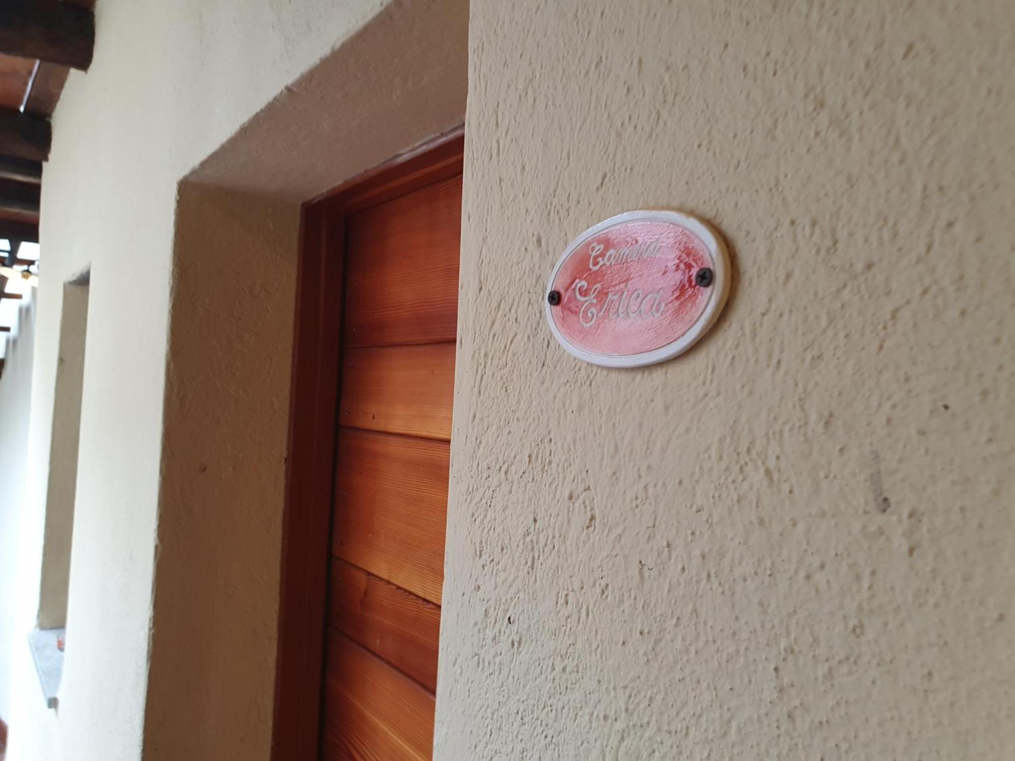 Appartamenti Vacanze E Camere Roccetta Fiorita Pettenasco Cameră foto